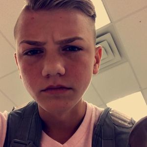 Meet your Posher, Ethan